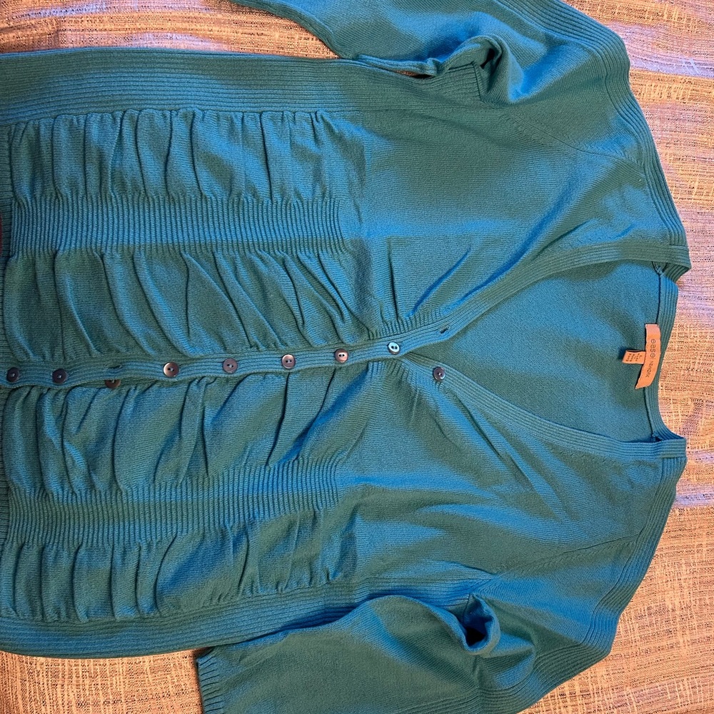 Easel Teal Button-Down Women's 
Cardigan/Cami set